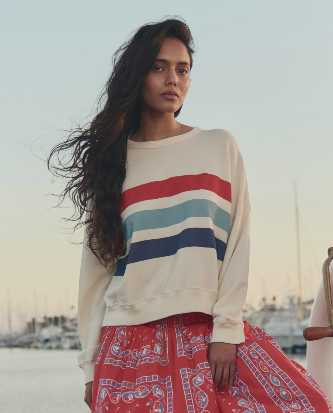 THE-GREAT-LOOK-15-THE-TEAMMATE-SWEATSHIRT-WITH-SALTWATER-STRIPE-WASHED-WHITE-THE-CANARY-SKIRT-RED-SA